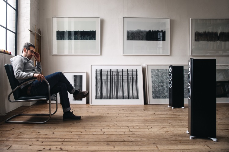 Floorstanding Loudspeakers